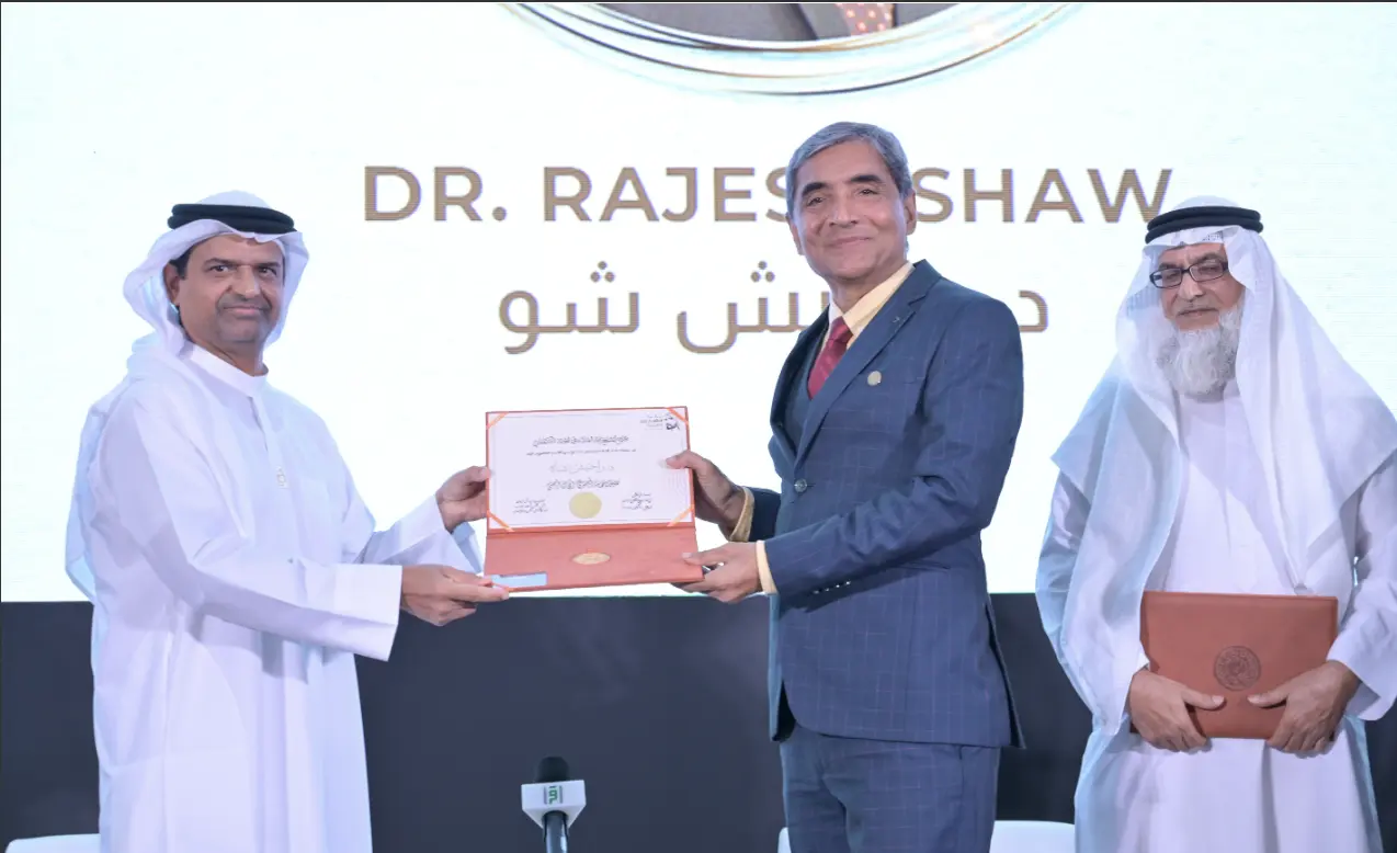 Dr shah-international-award-abu-dhabi-2022